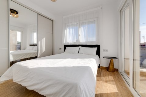 Villa en venta en Torrevieja, Alicante, España 3 dormitorios, 238 m2 No. 144910 - foto 12