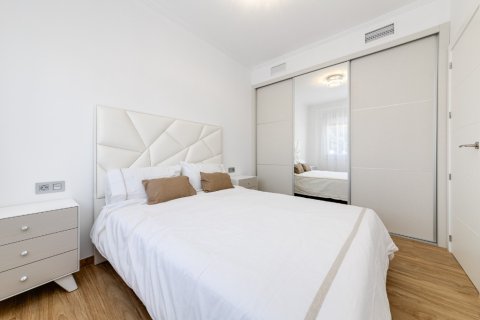 Villa en venta en Torrevieja, Alicante, España 3 dormitorios, 238 m2 No. 144910 - foto 10