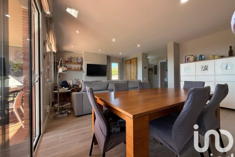 Lägenhet till salu i Sant Vicenc De Montalt, Barcelona, Spanien 4 sovrum, 371 kvm. Nr. 153141 - foto 13