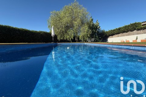 Apartment à Sant Vicenc De Montalt, Barcelona, Espagne 4 chambres, 371 m2 No. 153141