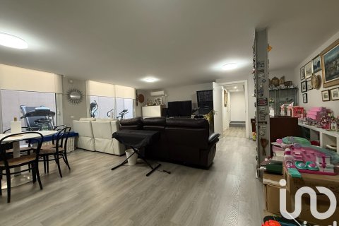 Lägenhet till salu i Sant Vicenc De Montalt, Barcelona, Spanien 4 sovrum, 371 kvm. Nr. 153141 - foto 28