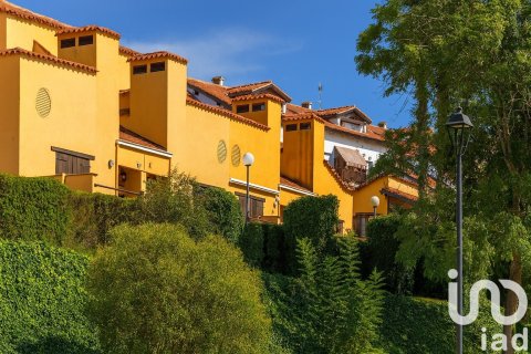 Kaupunkipientalo Comillas, Cantabria, Espanja 5 makuuhuonetta, 150 m2 No. 153143