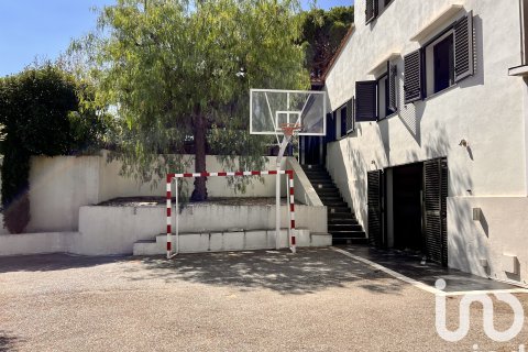 Huoneisto myytävänä Cabrera de Mar, Barcelona, Espanja, 4 makuuhuonetta, 319 m2 No. 153139 - kuva 30