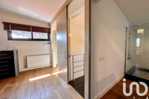 Huoneisto myytävänä Cabrera de Mar, Barcelona, Espanja, 4 makuuhuonetta, 319 m2 No. 153139 - kuva 21