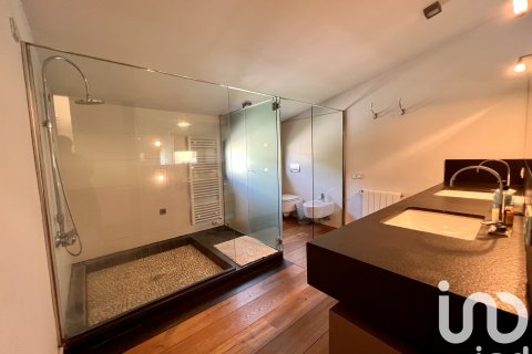 Huoneisto myytävänä Cabrera de Mar, Barcelona, Espanja, 4 makuuhuonetta, 319 m2 No. 153139 - kuva 27