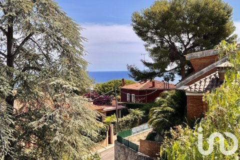 Huoneisto myytävänä Cabrera de Mar, Barcelona, Espanja, 4 makuuhuonetta, 319 m2 No. 153139 - kuva 25
