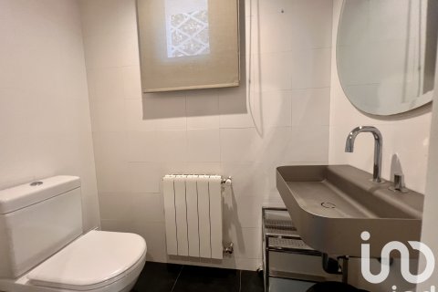Huoneisto myytävänä Cabrera de Mar, Barcelona, Espanja, 4 makuuhuonetta, 319 m2 No. 153139 - kuva 23