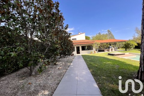 Huoneisto myytävänä Cabrera de Mar, Barcelona, Espanja, 4 makuuhuonetta, 319 m2 No. 153139 - kuva 4