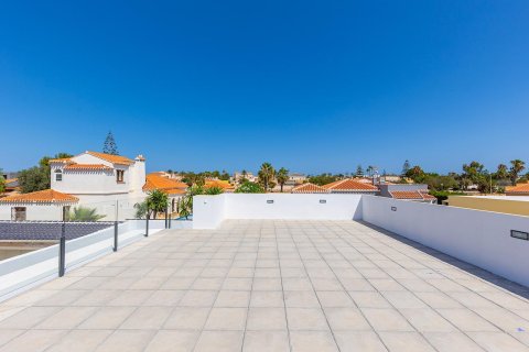 Villa till salu i Los Altos, Alicante, Spanien 3 sovrum, 120 kvm. Nr. 180851 - foto 12