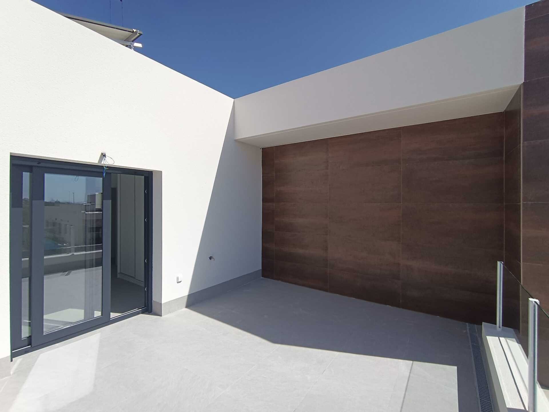 Huvila Daya Nueva, Alicante, Espanja 3 makuuhuonetta, 96 m2 No. 135825