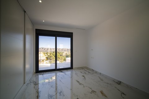 Villa till salu i La Nucia, Alicante, Spanien 3 sovrum, 100 kvm. Nr. 156140 - foto 22