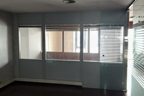 Apartment for sale in Barcelona, Spain 113 sq.m. No. 167058 - photo 11