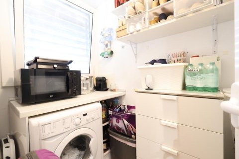 Продажа квартиры в Аликанте, Испания 2 спальни, 87м2 №140672 - фото 16