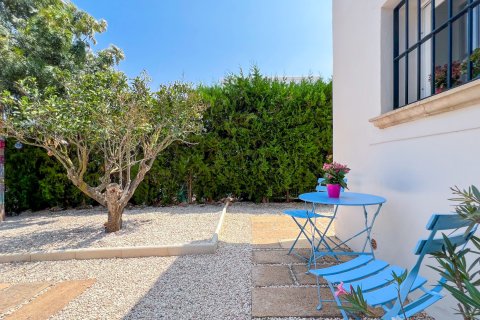Villa en alquiler en La Rapita, Mallorca, España 2 dormitorios, 138 m2 No. 154696 - foto 6