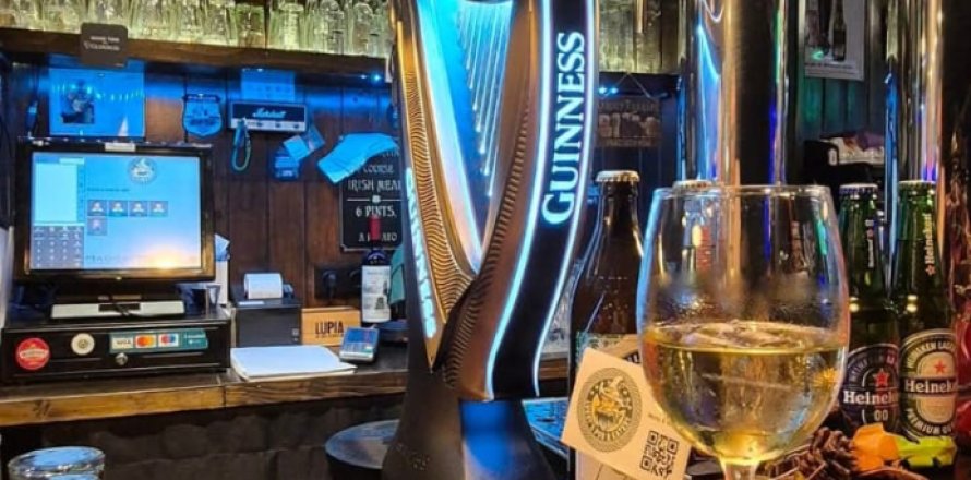 Commercial property in Port D'andratx, Mallorca, Spain 99 sq.m. No. 154699