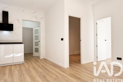 Apartment in Tarragona, Spain 4 bedrooms, 75 sq.m. No. 185179