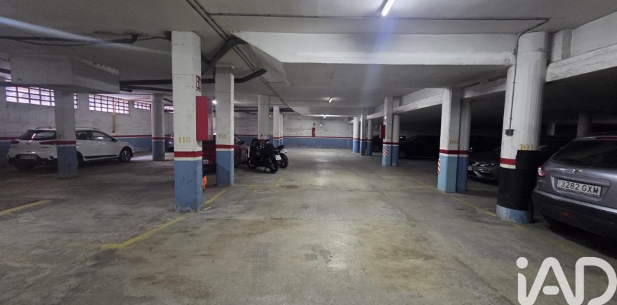 Estacionamiento en Vilanova i la Geltrú, Barcelona, España 19 m2 No. 185181