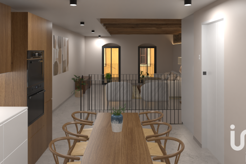 Talo myytävänä Vilanova i la Geltru, Barcelona, Espanja, 4 makuuhuonetta, 250 m2 No. 153291 - kuva 3