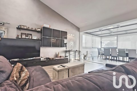 Radhus till salu i Calafell, Tarragona, Spanien 4 sovrum, 155 kvm. Nr. 153289 - foto 7