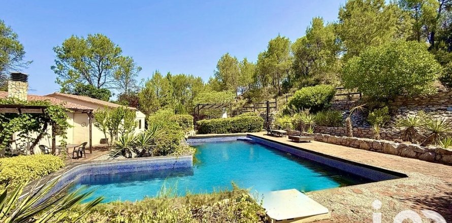 House à Sant Salvador de Guardiola, Barcelona, Espagne 2 chambres, 179 m2 No. 153292