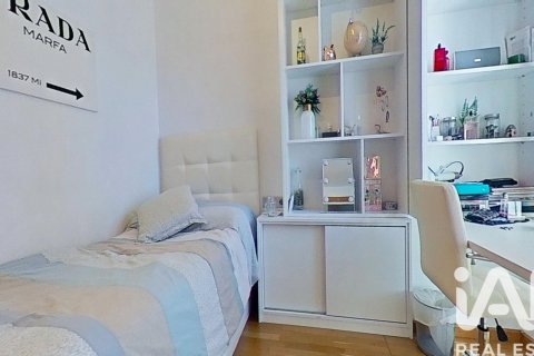 Apartamento en venta en Castellón de la Plana, Castellón, España 5 dormitorios, 340 m2 No. 172809 - foto 16