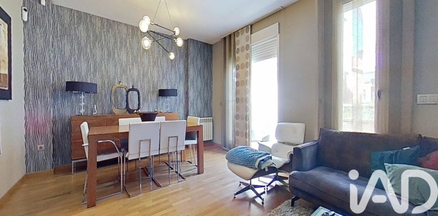 Apartamento en Castellón de la Plana, Castellón, España 5 dormitorios, 340 m2 No. 172809