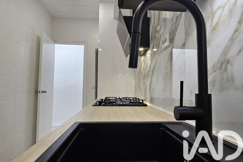 Wohnung zum Verkauf in Barcelona, Spanien 4 Schlafzimmer, 95 m2 Nr. 172812 - Foto 15