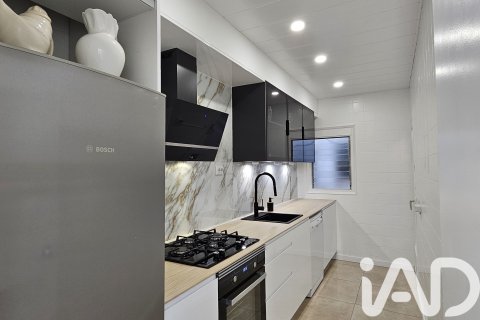 Wohnung zum Verkauf in Barcelona, Spanien 4 Schlafzimmer, 95 m2 Nr. 172812 - Foto 12