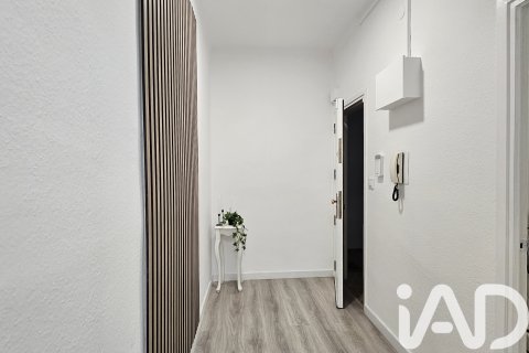 Wohnung zum Verkauf in Barcelona, Spanien 4 Schlafzimmer, 95 m2 Nr. 172812 - Foto 9