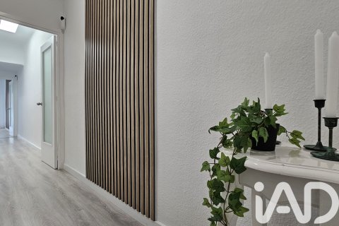 Wohnung zum Verkauf in Barcelona, Spanien 4 Schlafzimmer, 95 m2 Nr. 172812 - Foto 8