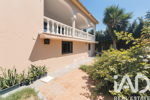 Casa in vendita a Marbella, Malaga, Spagna 4 camere da letto, 229 mq. N° 172808 - foto 8