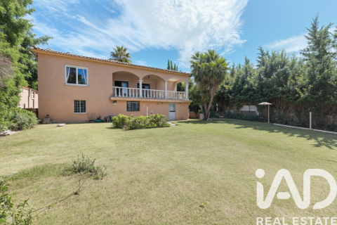Casa in vendita a Marbella, Malaga, Spagna 4 camere da letto, 229 mq. N° 172808 - foto 5