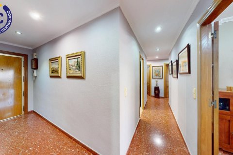 Lägenhet till salu i Valencia, Spanien 4 sovrum, 116 kvm. Nr. 146876 - foto 3