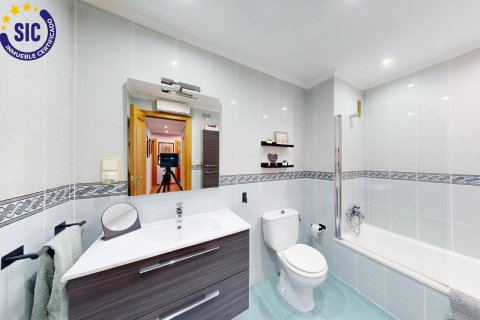 Lägenhet till salu i Valencia, Spanien 4 sovrum, 116 kvm. Nr. 146876 - foto 8