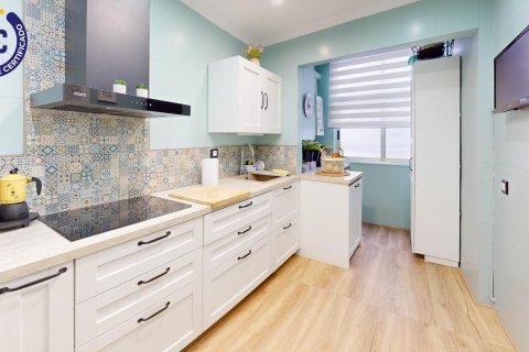 Lägenhet till salu i Valencia, Spanien 4 sovrum, 116 kvm. Nr. 146876 - foto 1