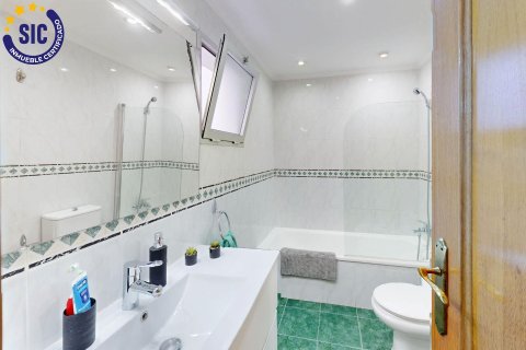 Lägenhet till salu i Valencia, Spanien 4 sovrum, 116 kvm. Nr. 146876 - foto 14