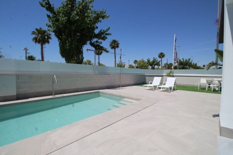 Huvila myytävänä Dehesa De Campoamor, Alicante, Espanja, 3 makuuhuonetta, 167 m2 No. 154465 - kuva 18