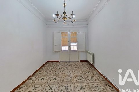 Apartment in Zaragoza, Spain 3 bedrooms, 65 sq.m. No. 184750