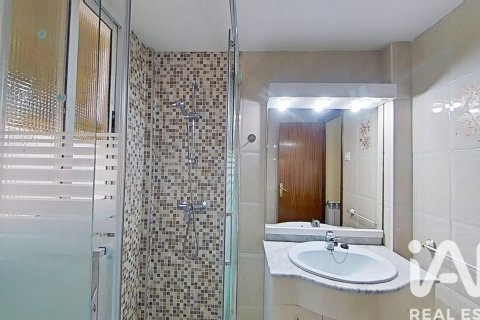 Appartamento in vendita a Zaragoza, Spagna 3 camere da letto, 65 mq. N° 184750 - foto 3