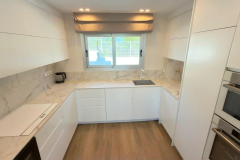 Продажа виллы в Ла Нусия, Аликанте, Испания 4 спальни, 200м2 №168360 - фото 8