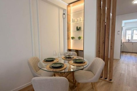 Apartamento en venta en Torrevieja, Alicante, España 2 dormitorios, 78 m2 No. 168361 - foto 4