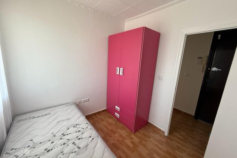 Lägenhet för uthyrning i Alicante, Spanien 72 kvm. Nr. 168363 - foto 12