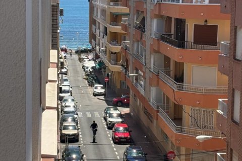 Apartment for sale in Torrevieja, Alicante, Spain 2 bedrooms, 62 sq.m. No. 168362 - photo 11
