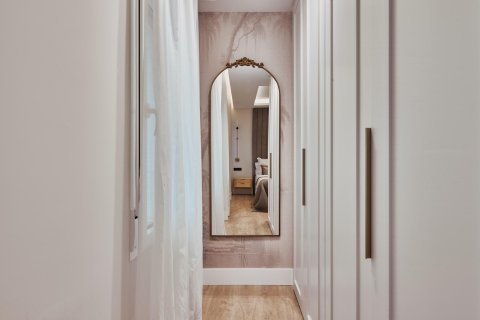 Huoneisto myytävänä Madrid, Espanja, 3 makuuhuonetta, 124 m2 No. 179868 - kuva 26