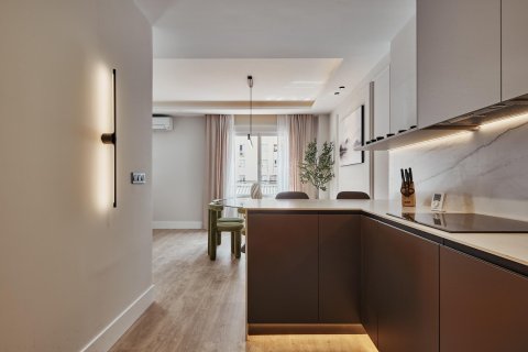 Huoneisto myytävänä Madrid, Espanja, 3 makuuhuonetta, 124 m2 No. 179868 - kuva 12