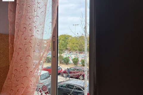 Продажа квартиры в Валенсия, Испания 1 спальня, 76м2 №167768 - фото 28