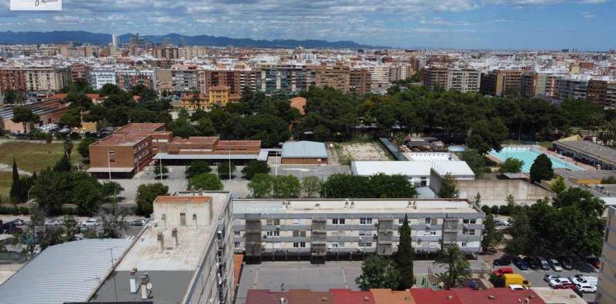 Apartament w Valencia, Hiszpania 1 sypialnia, 76 mkw. nr 167768
