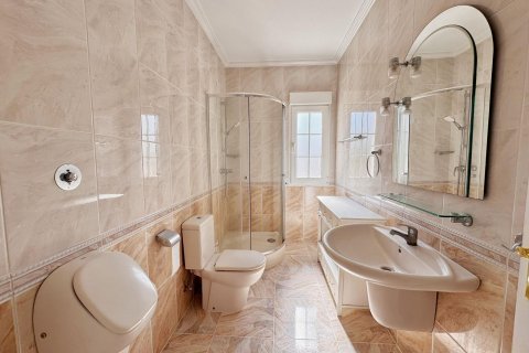 Villa in affitto a La Nucia, Alicante, Spagna 7 camere da letto, 600 mq. N° 167767 - foto 11
