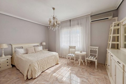 Villa in affitto a La Nucia, Alicante, Spagna 7 camere da letto, 600 mq. N° 167767 - foto 16