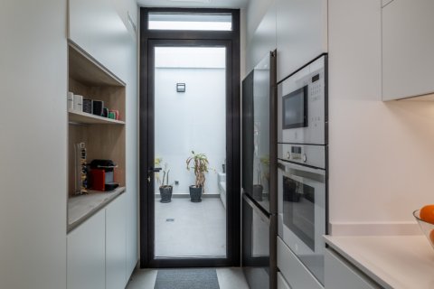 Casa adosada en venta en Las Palmas De Gran Canaria, Gran Canaria, España 4 dormitorios, 278 m2 No. 167771 - foto 14
